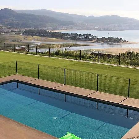 Sleeps 11 With Pool And Wifi 빌라 *