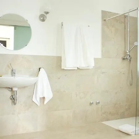 Sleeps 11 With Pool And Wifi 빌라 *